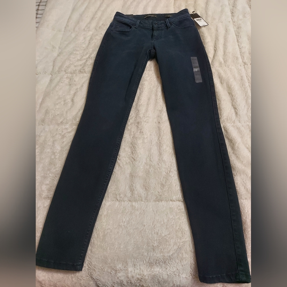 NWT Women's GUESS Power Skinny Low Rise Jeans 25 RG, Thames Wash